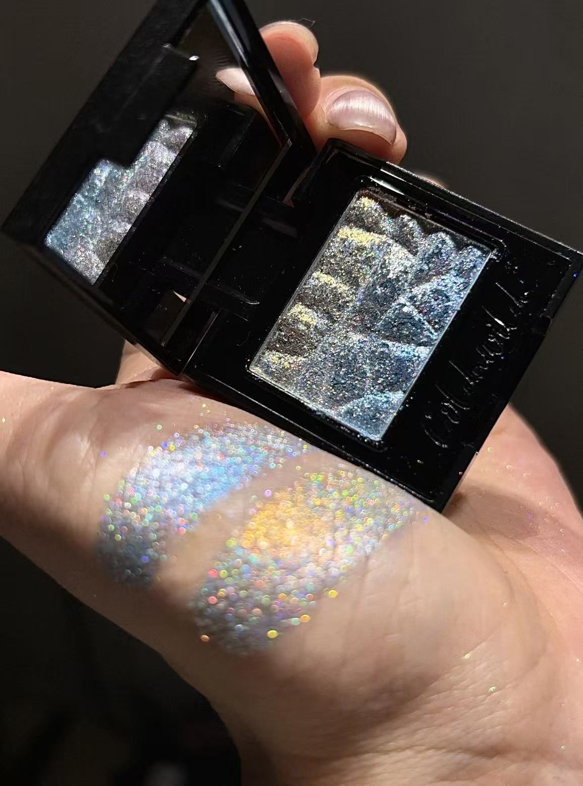 Coldnwild Desert & Sea Multichrome Gradient Eyeshadow